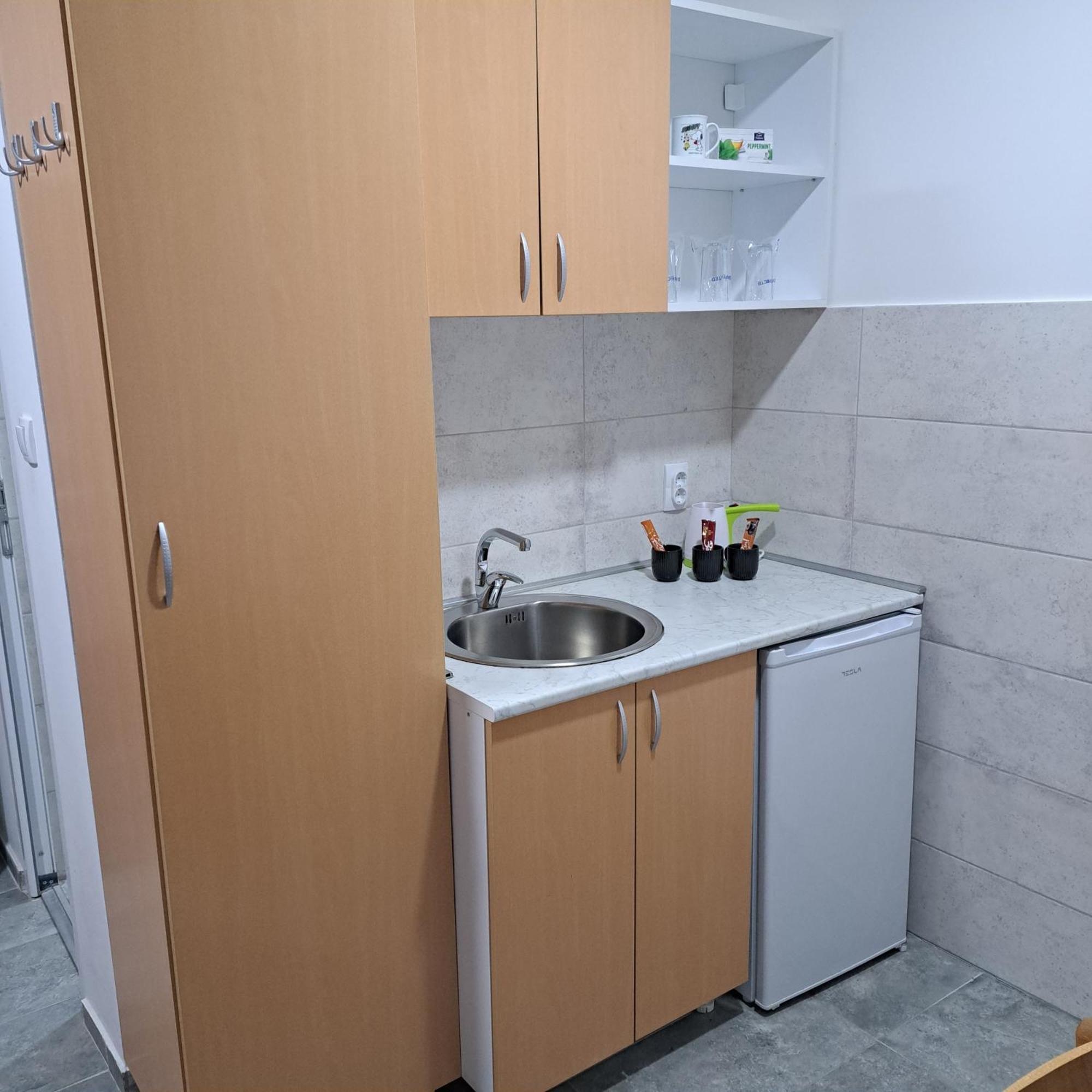 Libero Apartmani Surcin Экстерьер фото