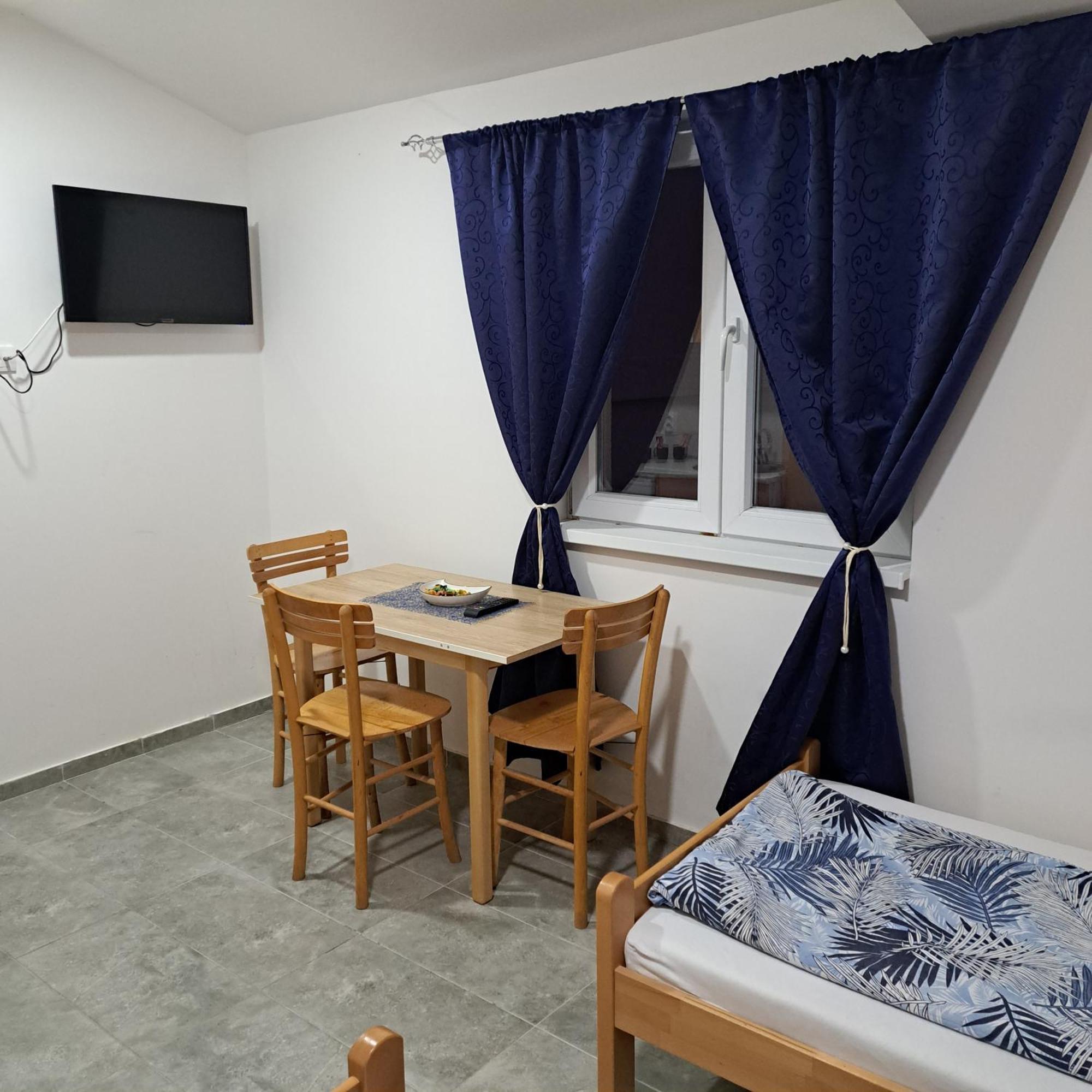 Libero Apartmani Surcin Экстерьер фото