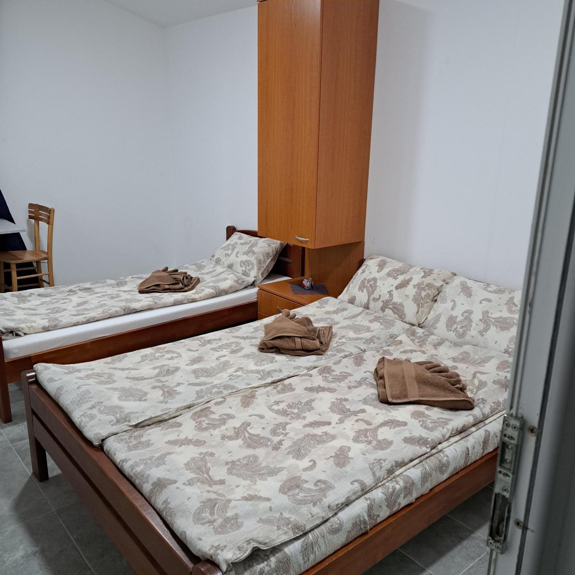 Libero Apartmani Surcin Экстерьер фото