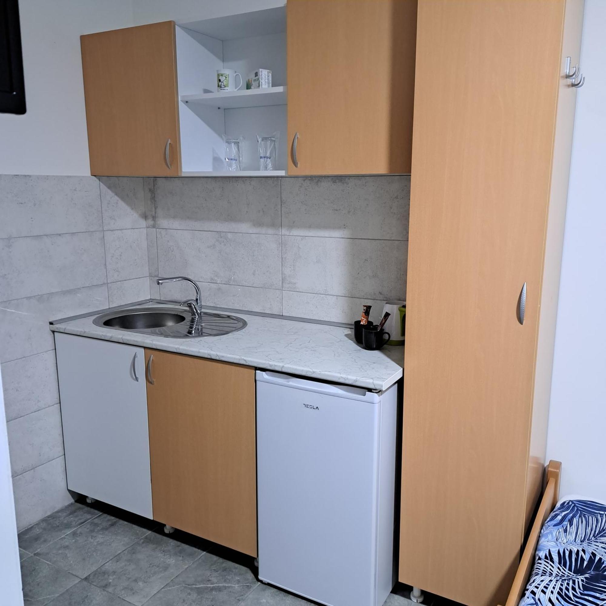 Libero Apartmani Surcin Экстерьер фото